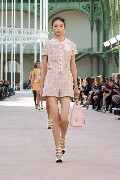 Look 34